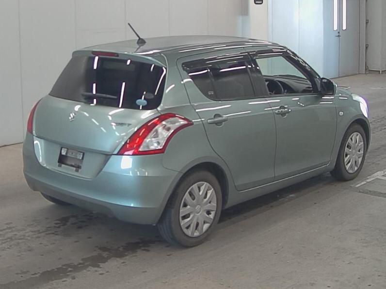 SUZUKI SWIFT 2012 